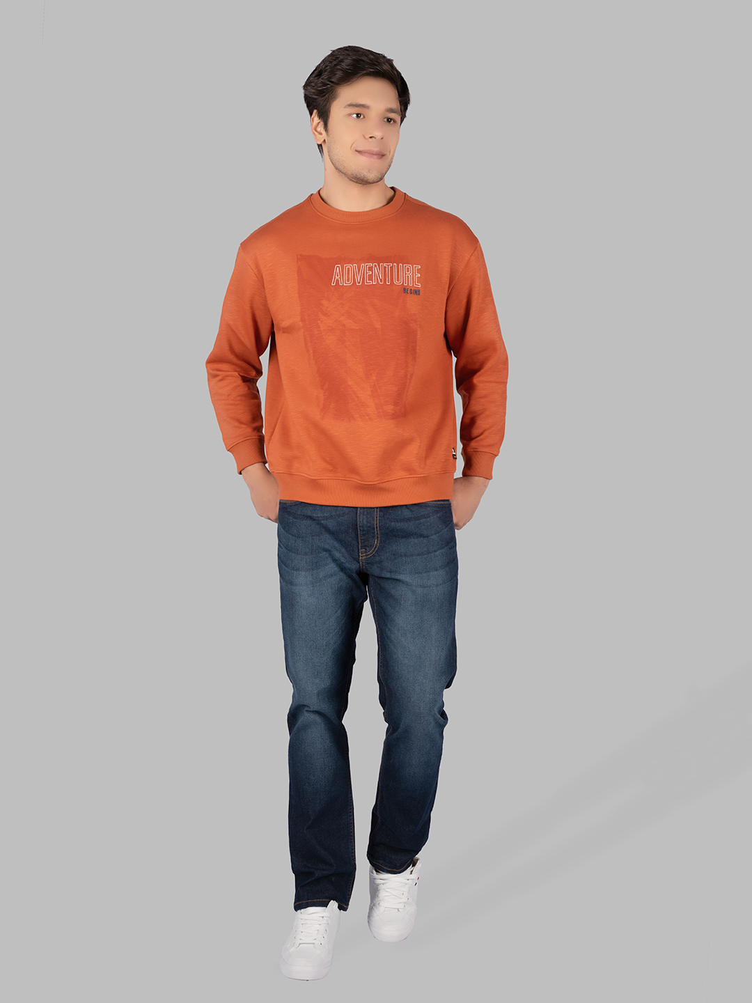 Men's Round Neck Sweatshirt Comfortable for Winter Wear